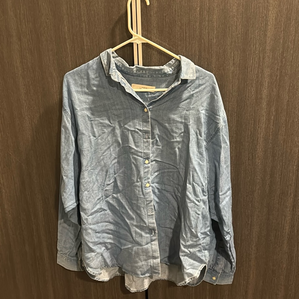 Loft Denim Style Long Sleeve Button Down Top Size Large. NWT